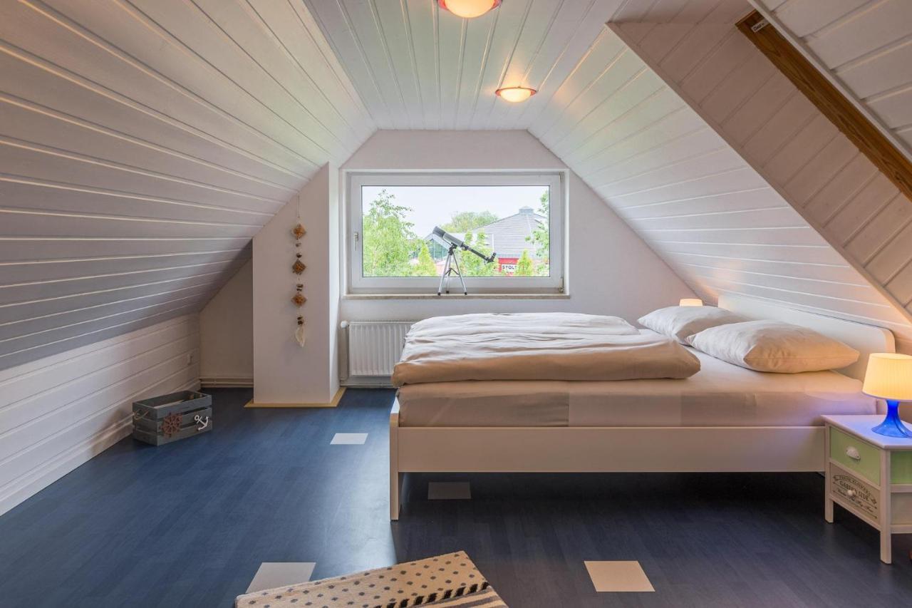 Ferienhaus Glockenstrasse Ferienwohnung Ostseehoehe Appartement 2 Scharbeutz Esterno foto